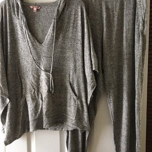 Juicy Couture leisure athletic suit